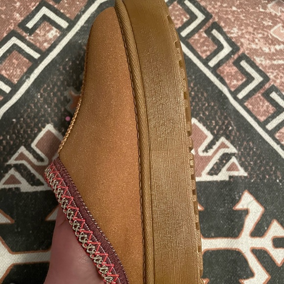 Faux sheepskin slippers - Picture 4 of 5